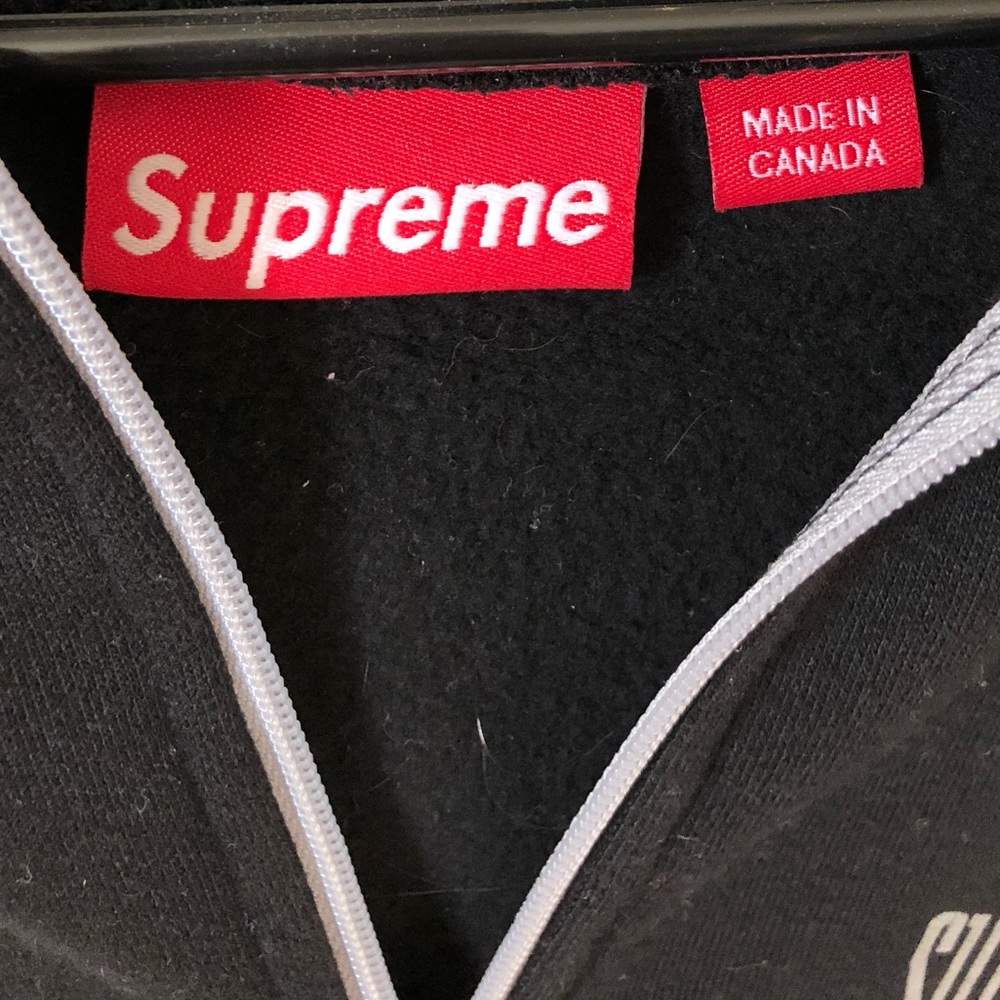 Supreme Quarter Zip RARE! - Picture 3 of 3